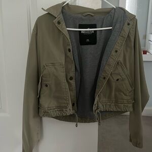 🛍️Brand- Hollister 
Condition- like new 
Size- XS